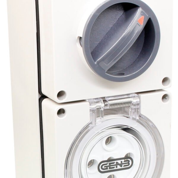Switched Socket Outlet 5 Round Pin 32A 440V IP66