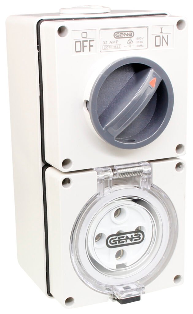 Switched Socket Outlet 5 Round Pin 32A 440V IP66